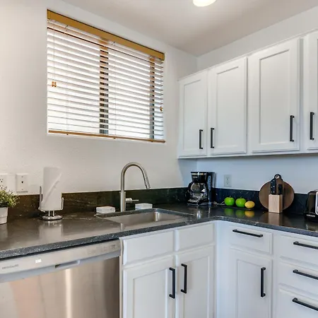 Adobe Townhome With Gorgeous Lake Powell Views Wahweap Exterior photo
