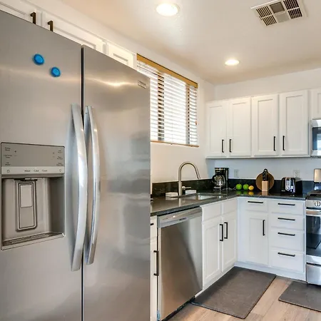 Adobe Townhome With Gorgeous Lake Powell Views Wahweap Exterior photo