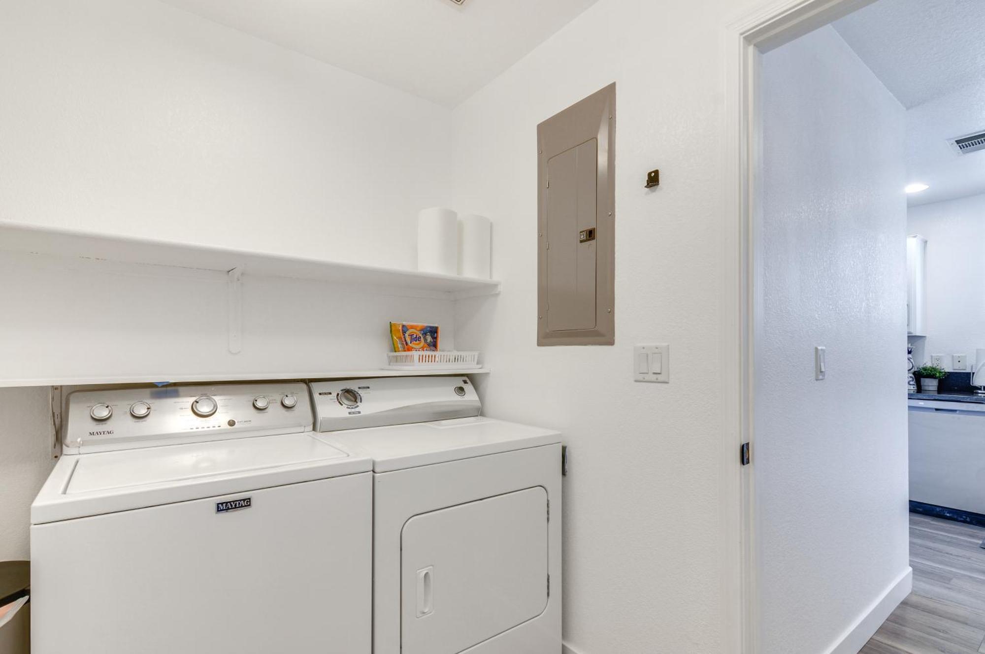 Adobe Townhome With Gorgeous Powell Views Wahweap